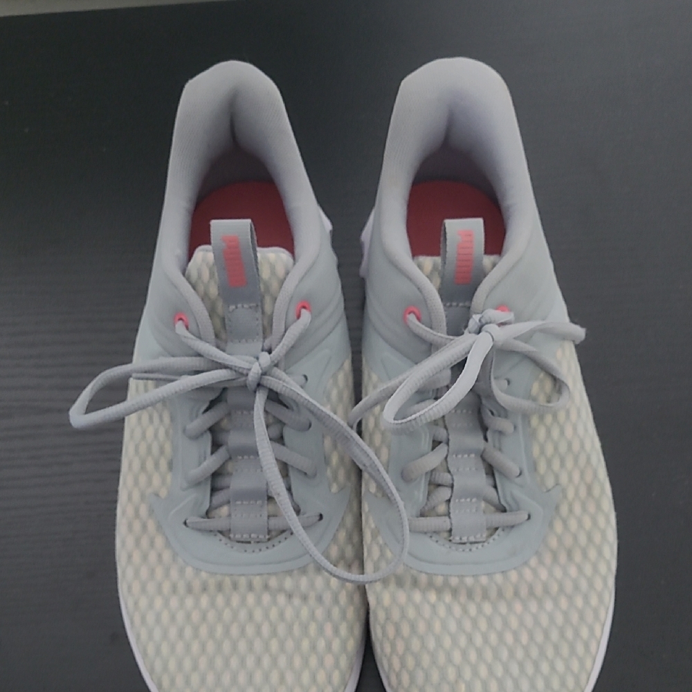 Puma Gray and Pink Athletic Shoes - Picture 2 of 7